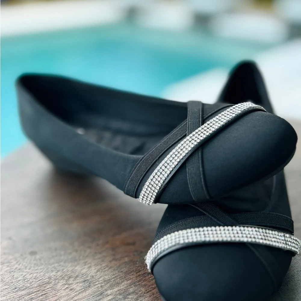 Forever Young Rhinestone Wedge Heels | Black | Size 8.5